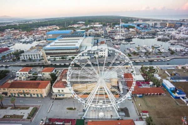 galleria-giostra-viareggio-altravistawheel7